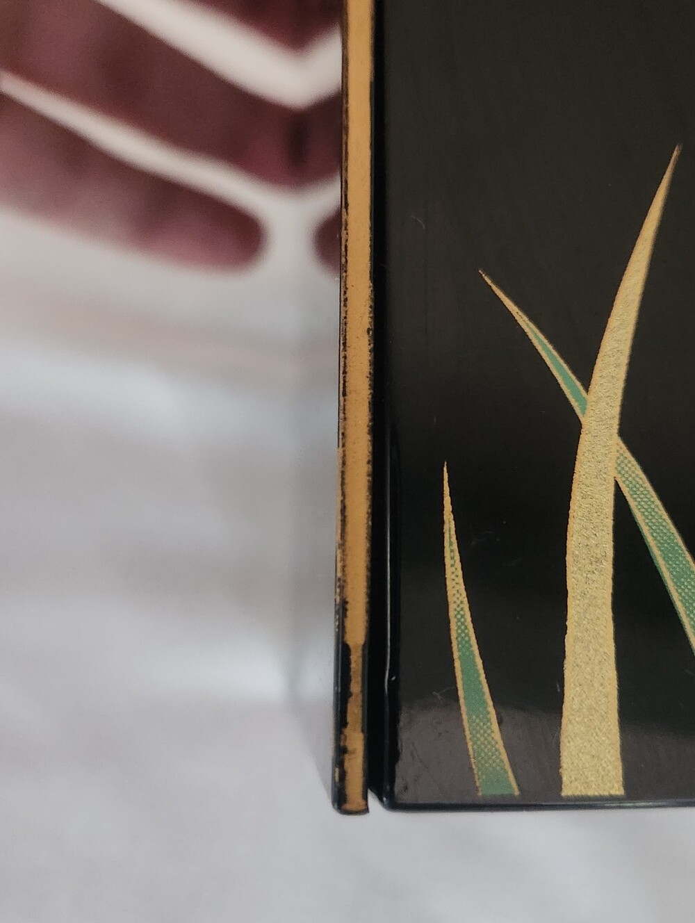 Japanese Black Lacquered Jewelry Box With Iris Detail - Picture 12 of 16